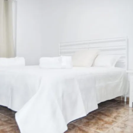 Apartment Cerca Del Centro Reformado! Comodo, Exterior, 5 Huespedes *