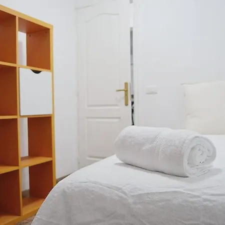 Apartment Cerca Del Centro Reformado! Comodo, Exterior, 5 Huespedes *
